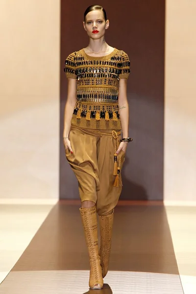 Look 22
